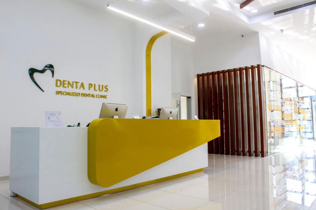 Denta Plus Clinic - quầy lễ tân
