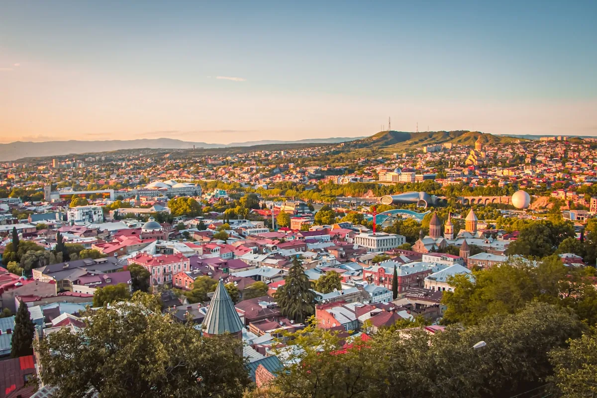 Đi bộ tại khu phố cổ Tbilisi